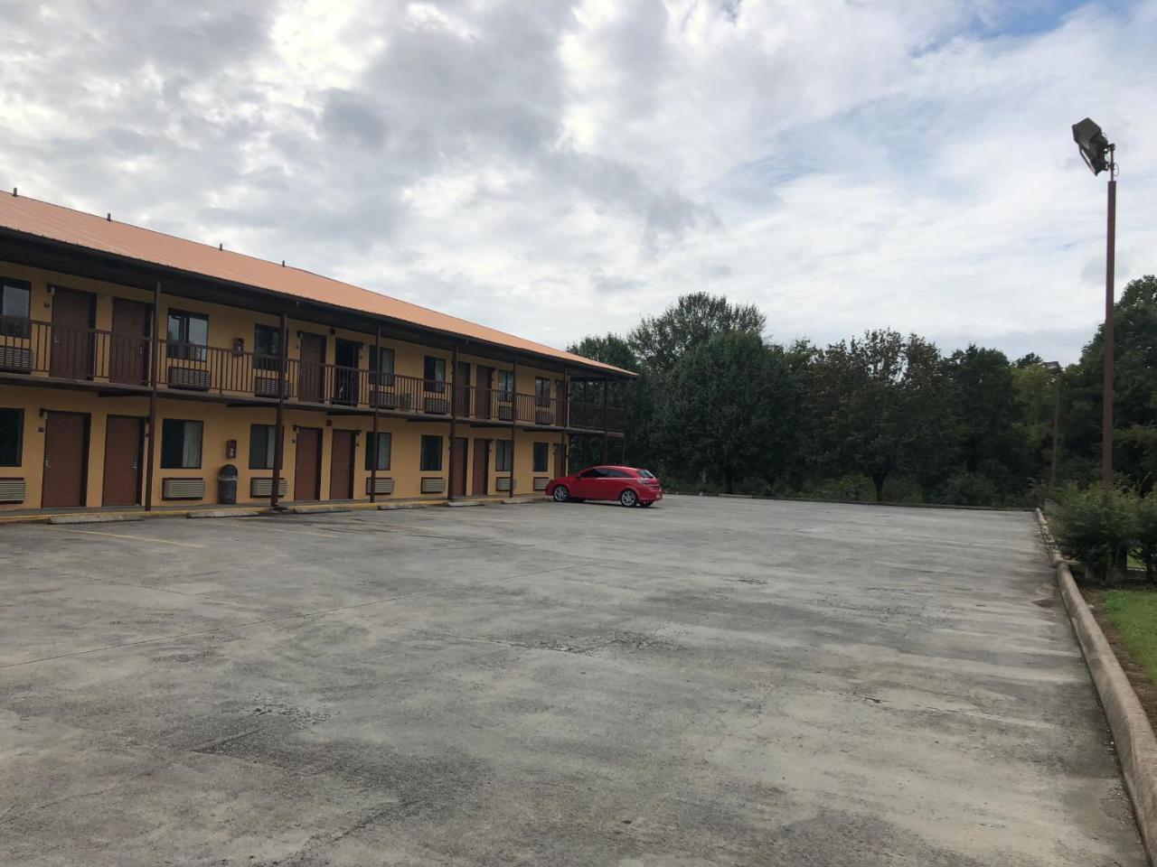 Motor Inns Of America Madisonville Екстер'єр фото