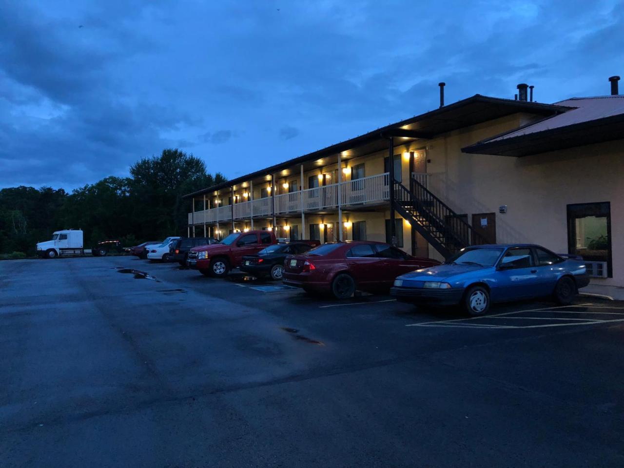 Motor Inns Of America Madisonville Екстер'єр фото
